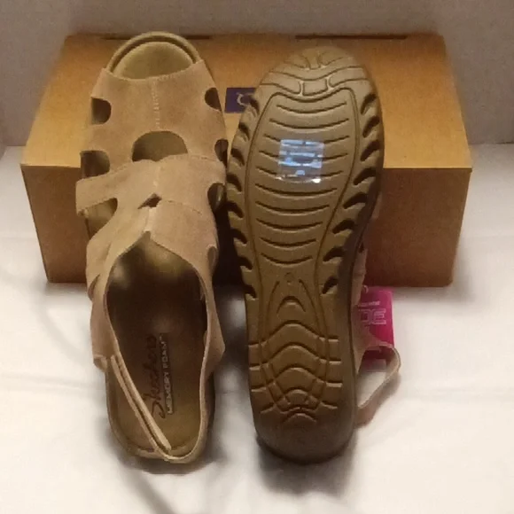 Skechers Women's Suede Sandals. - Picture 5 of 13